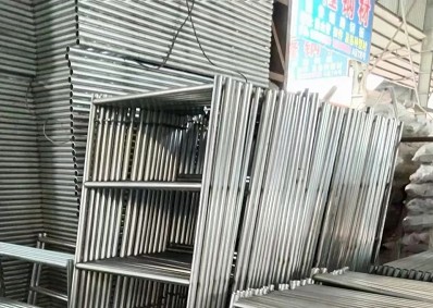 鷹架工程施工安全防護
